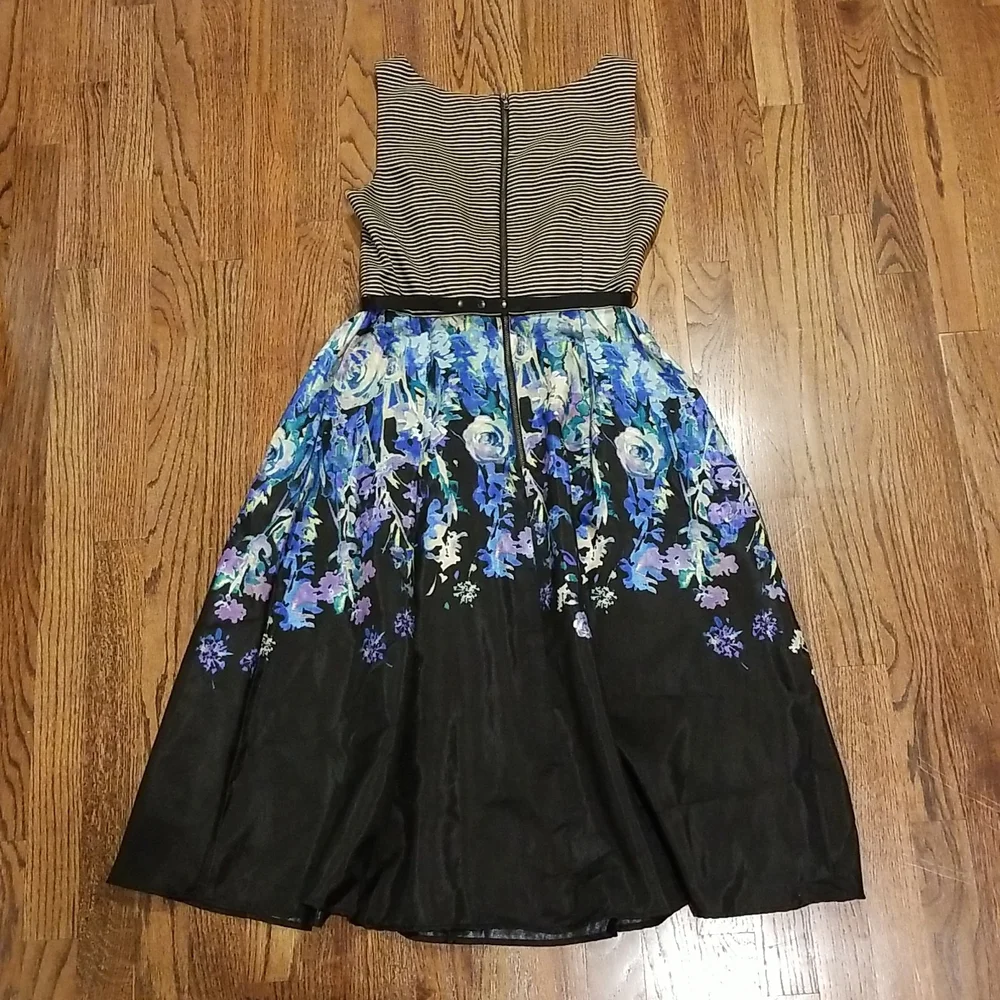 French Feelings Dress - Picture 7 of 7